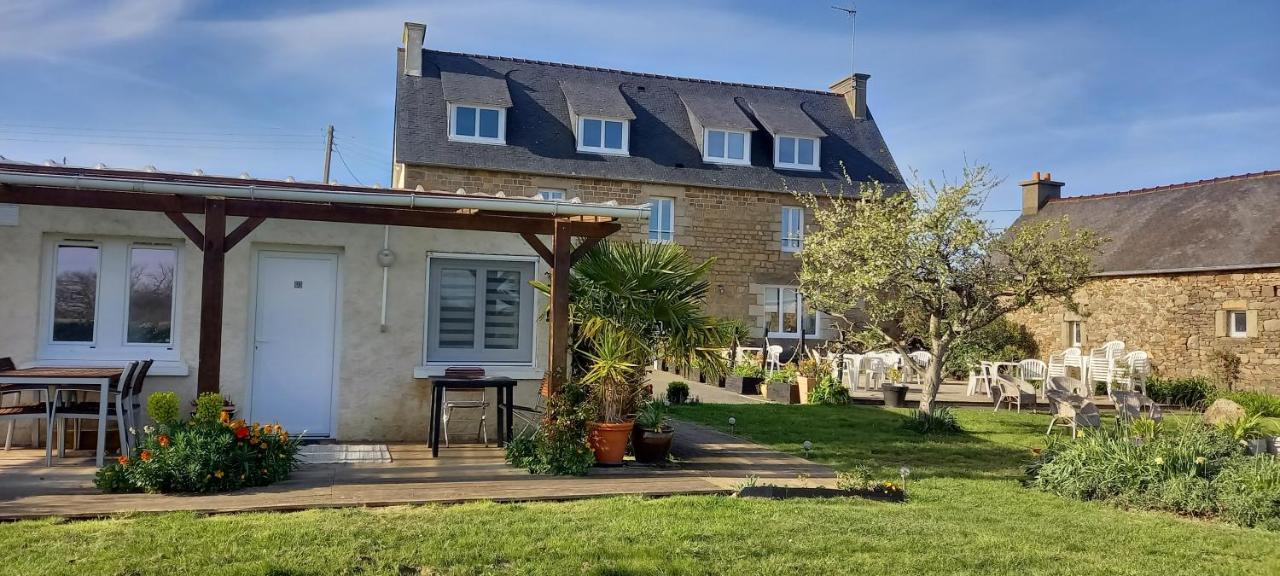 Le Relais De Launay Ploubazlanec Exteriér fotografie